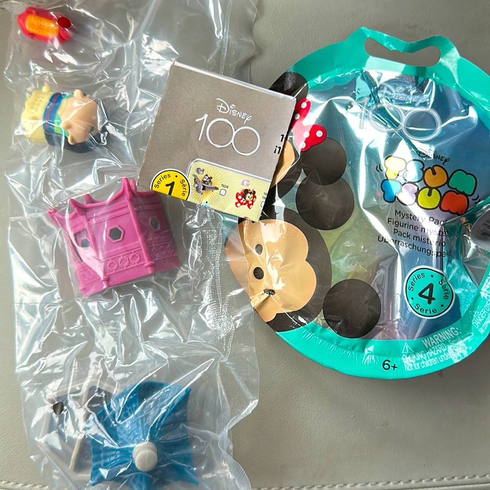 Disney 100 Years of Wonder Tsum Tsum Mystery Pack Series 4 Mulan
